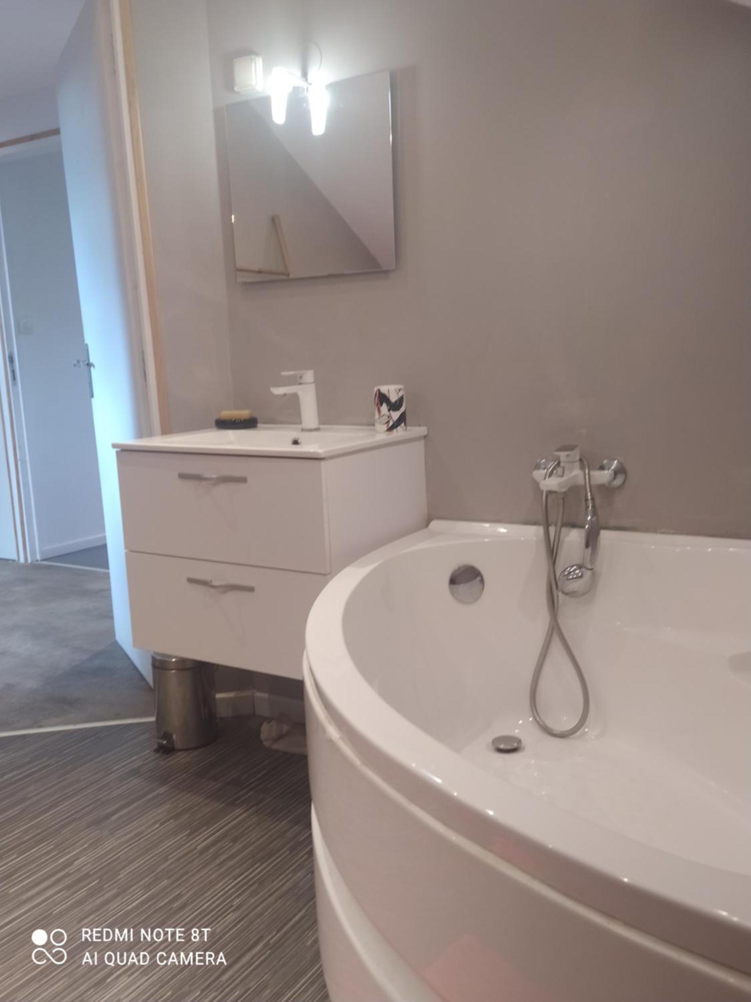 Petit Appartement Dans Une Maison Individuelle Le Tampon Eksteriør bilde